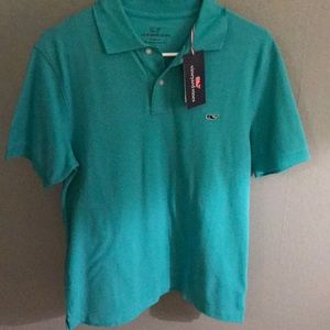 Men’s vineyard vines shirt